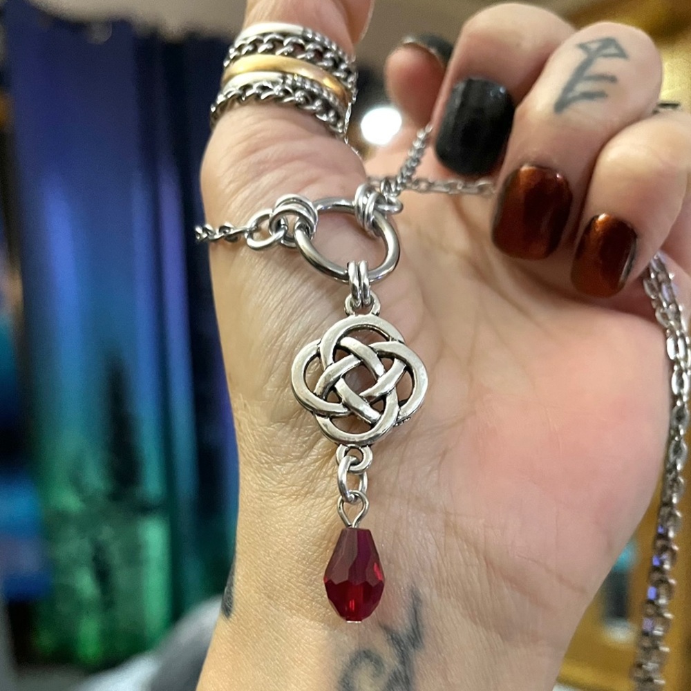 🔴Necklace stainless steel cable link chain , celtic charm & dangly red crystal - Picture 6 of 10